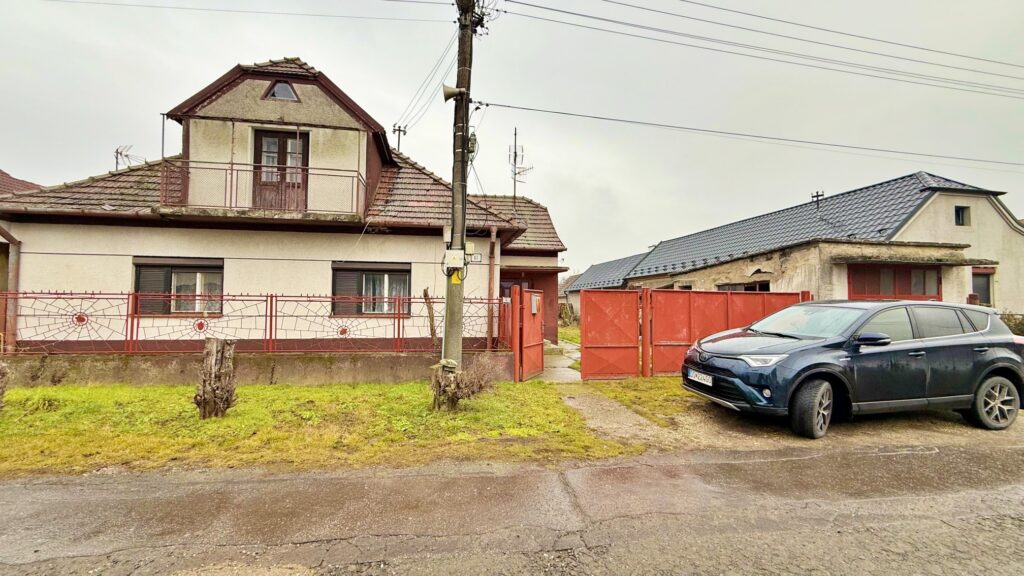 Na predaj 5-izbový rodinný dom v obci Hubice – 1