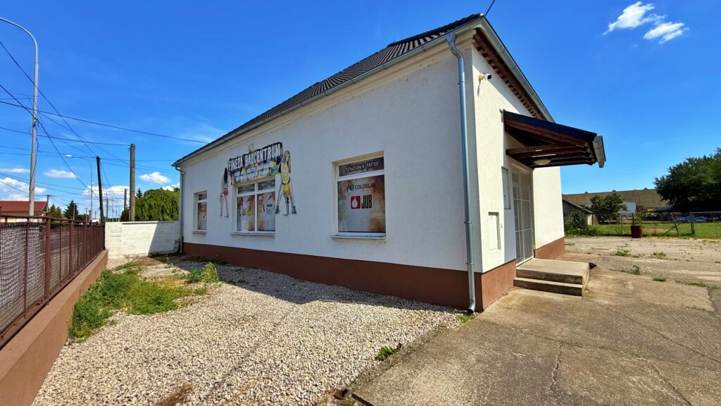 Na prenájom obchodný priestor vo Veľkom Mederi na Komárňanskej ceste – 1