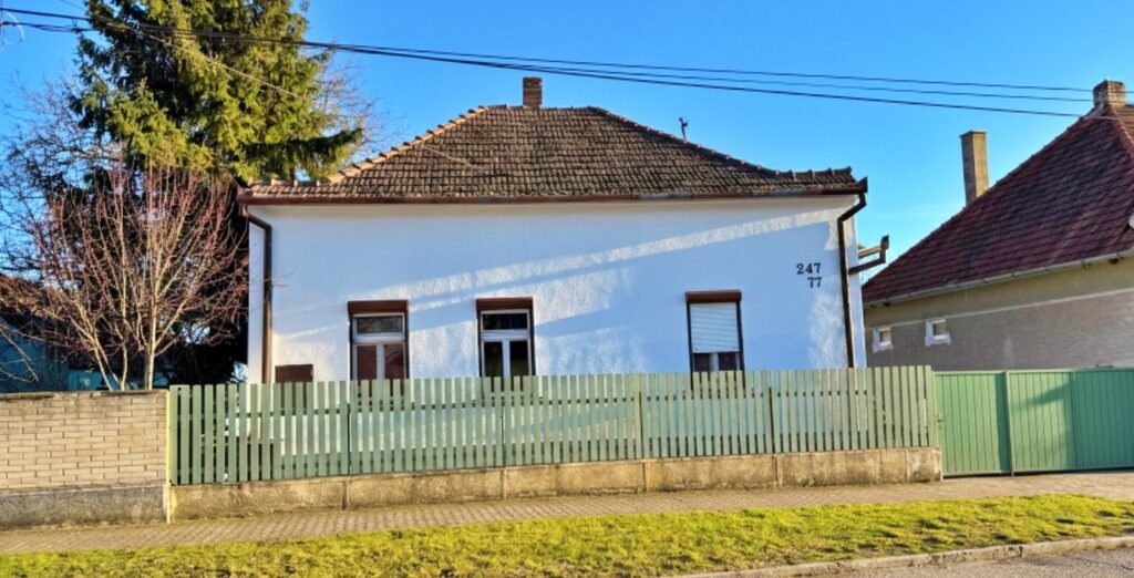 Apartment house for sale in Velky Meder, Kurtaserská street – 2