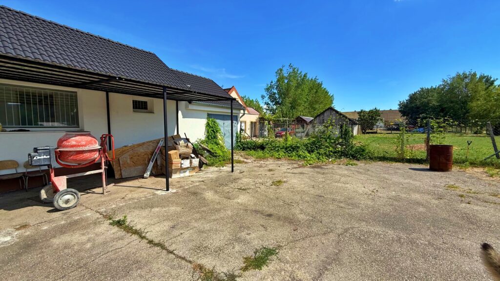 Na prenájom obchodný priestor vo Veľkom Mederi na Komárňanskej ceste – 3